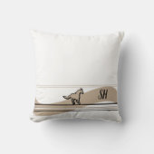 Beige Running Horse Design & Initials Throw Pillow クッション (正面)