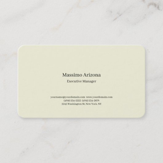Beige Simple Plain Professional Modern Minimailst 名刺 (正面)