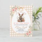Beige Some Bunny is on the Way Baby Shower 招待状 (スタンド正面)