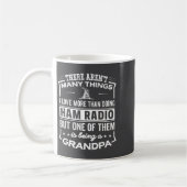 Being A Ham Radio Grandpa Funny Old Man  コーヒーマグカップ (左)