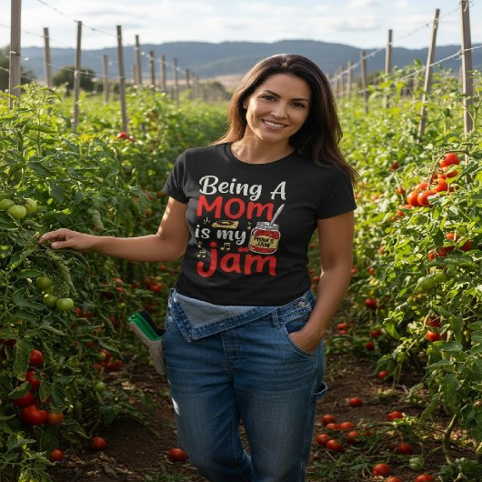 Being A Mom Is My Jam Tシャツ