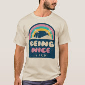 Being Nice Isおもしろいビーチ Tシャツ (正面)