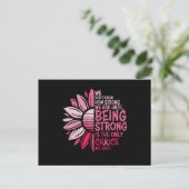 Being Strong Breast Cancer Awareness Sunflower ポストカード (スタンド正面)