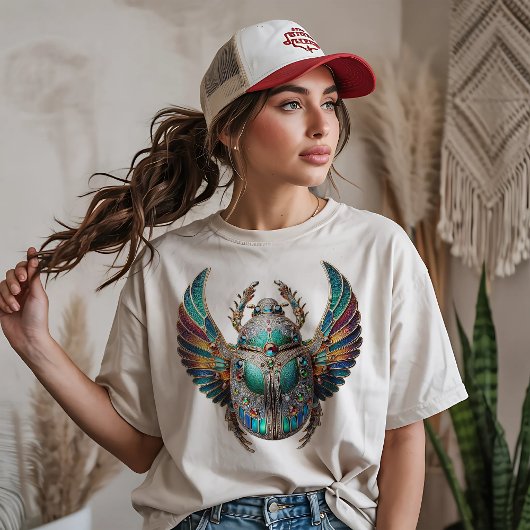 Bejewelled Beetle Tシャツ