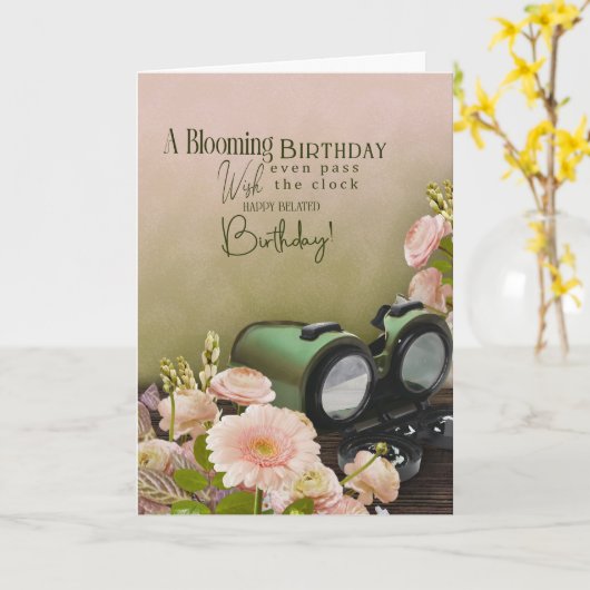 Belated Birthday Greeting For Traveller Explorer カード (黄色い花)