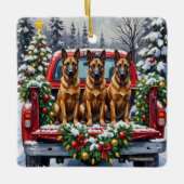 Belgian Malinois Christmas Red Truck Holiday セラミックオーナメント (正面)