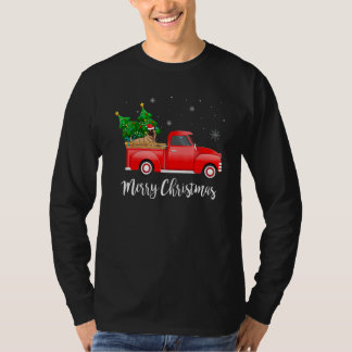 Belgian Malinois Dog Riding Red Truck Christmas Tシャツ