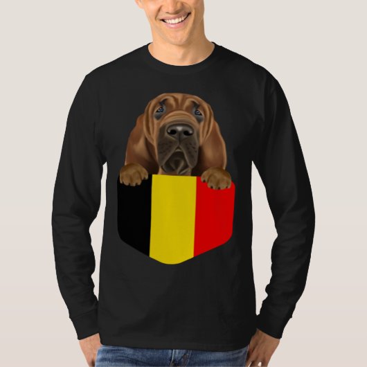 Belgium Flag Bloodhound Dog In Pocket Tシャツ (正面)