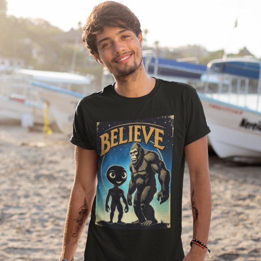 Believe Alien Bigfoot Tee Cryptid Shirt Tシャツ