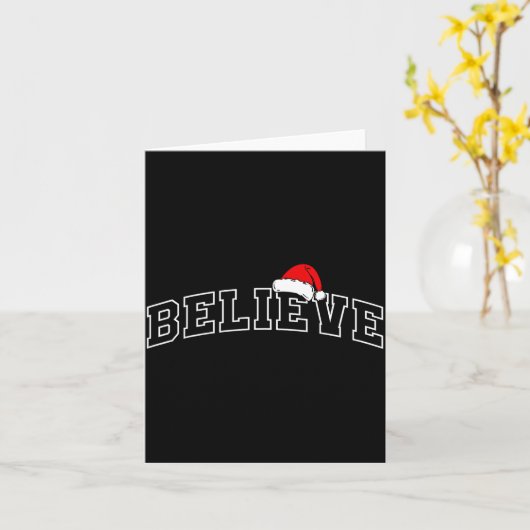 Believe Christmas Varsity Minimal Text Santa Hat F カード (黄色い花)