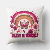 Believe in Yourself Rainbow Butterfly Flowers Boho クッション (裏面)