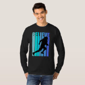 Believe Retro Birthday Mens American Football Tシャツ (正面フル)