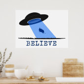 Believe (UFO beaming up cow) ポスター (キッチン)