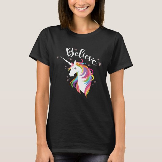 Believe Unicorn Rainbow is  for Legendary Creature Tシャツ (正面)