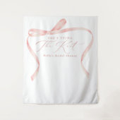 BELLA赤面ボウタイイングザノットブライダルシャワー タペストリー (正面)