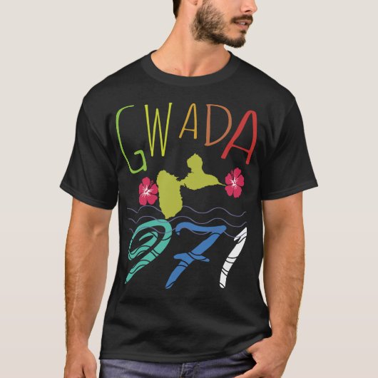 Belle idee cadeau carte de la guadeloupe tシャツ (正面)