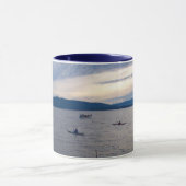 BELLINGHAM湾のカヤック マグカップ (中央)