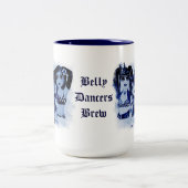 Bellydanceのダンサーの醸造物のキャラクターのイラストレーションのマグ ツートーンマグカップ (中央)