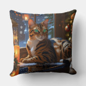 Bengal Cat With Christmas Lights Holiday クッション (裏面)