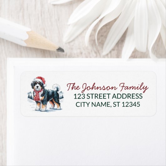 Bernedoodle Dog Christmas Return Address ラベル (インサイチュ)