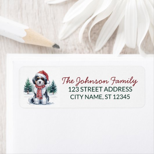 Bernedoodle Dog Christmas Return Address ラベル (インサイチュ)