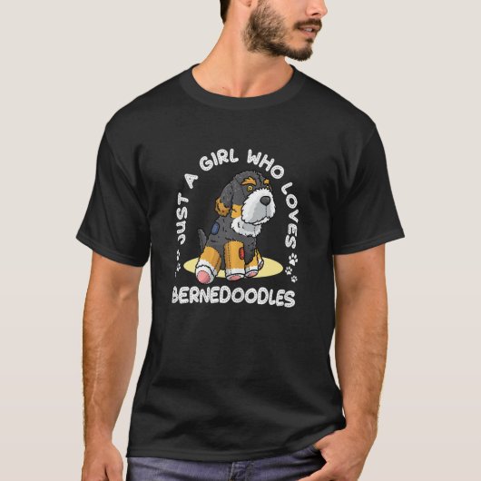 Bernedoodle Dog With Stuffed Animal Tシャツ (正面)