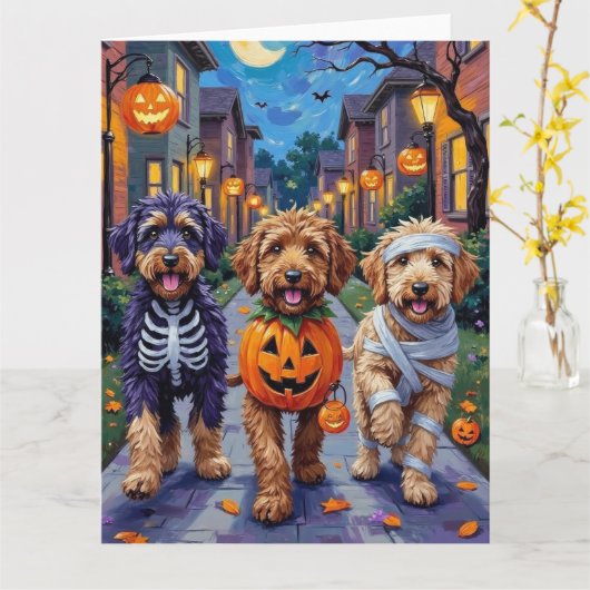 Bernedoodle Dogs Trick-or-Treating in Halloween Co カード (黄色い花)