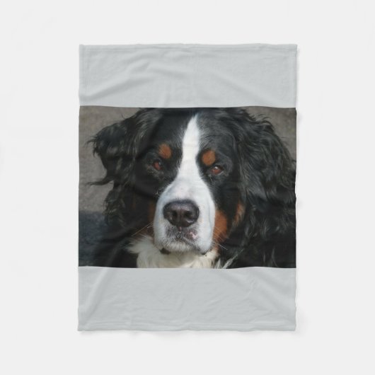 bernese山dog.png フリースブランケット (正面)