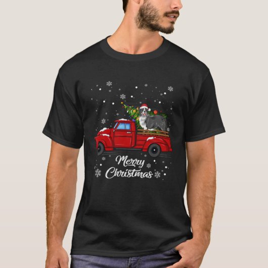 Bernese mountain Riding Red Truck Merry Xmas Tree Tシャツ (正面)