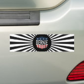 BERNIEの星とストライプ バンパーステッカー (車上)