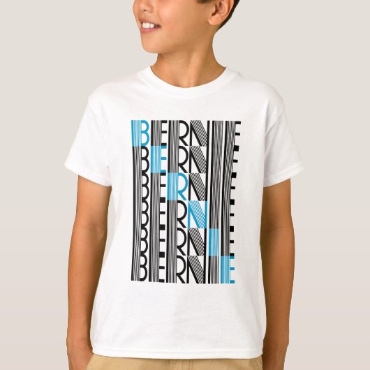 BERNIEサンダーテキスト Tシャツ (正面)