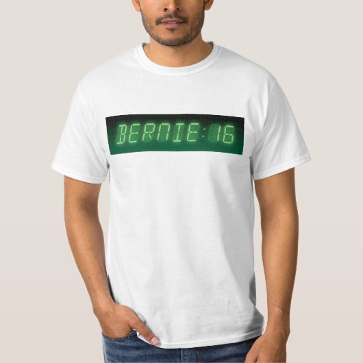 Bernie Sandersデジタル読み出し Tシャツ (正面)