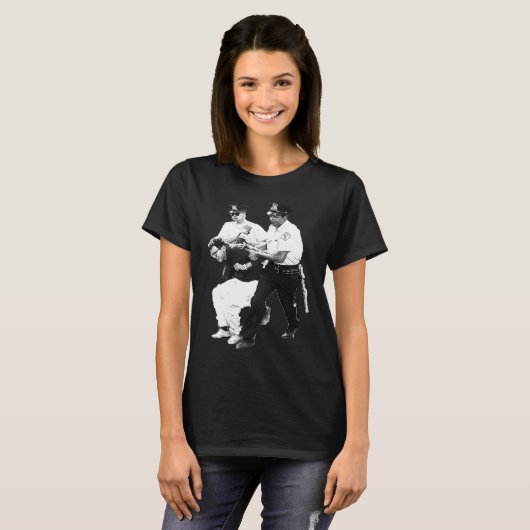 Bernie Sanders Arrested Tシャツ (正面フル)