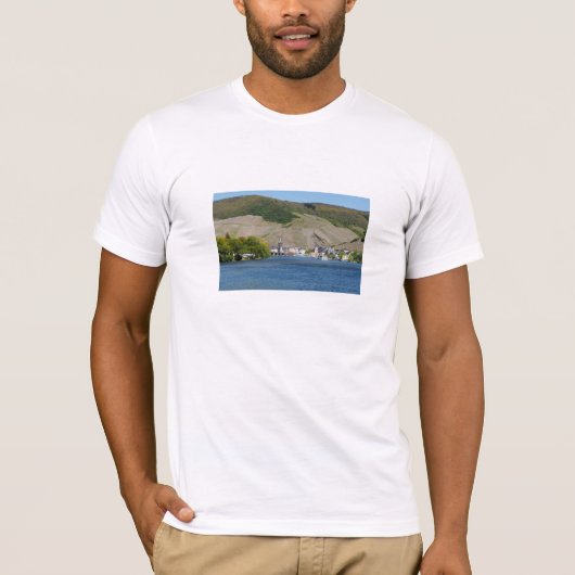 Bernkastel-Kues an der Mosel Tシャツ (正面)