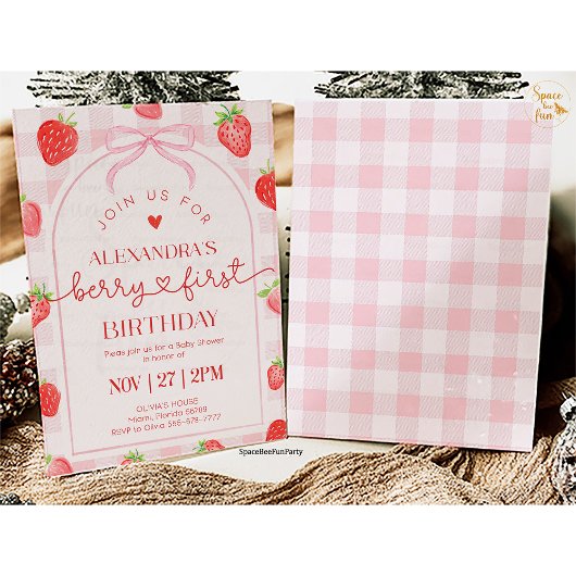 Berry First Birthday Strawberry 招待状