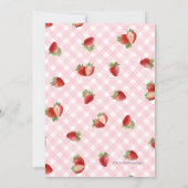 Berry First Strawberry Birthday with Pink Gingham 招待状 (裏面)