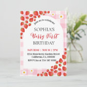 Berry First Strawberry gingham birthday invitation 招待状 (スタンド正面)