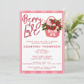 Berry In Love Pink & Red Strawberry Bridal Shower 招待状 (スタンド正面)