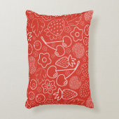 Berry Strawberry Cherry White Hand drawn Modern. アクセントクッション (正面(垂直))