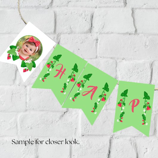 Berry Sweet 1st Birthday Strawberry バンティングフラッグ