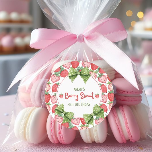 Berry Sweet 4th Birthday Strawberry Party  ラウンドシール
