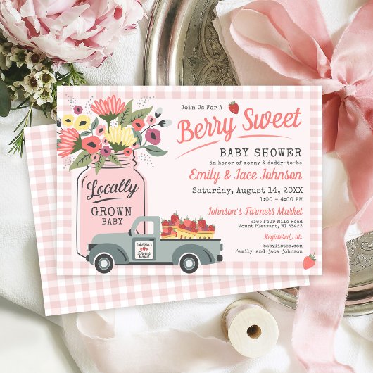 Berry Sweet Farmers Market Baby Girl Shower 招待状