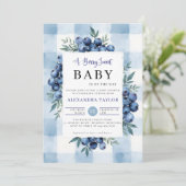 Berry Sweet Gingham Blueberries Baby Shower 招待状 (スタンド正面)