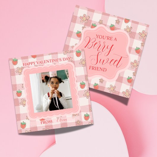 Berry Sweet Pink Gingham Valentines Classroom Card ノートカード