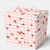 Berry Sweet Strawberry 1st Birthday Party Gift  フェイバーボックス (裏面)