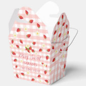 Berry Sweet Strawberry 1st Birthday Party Gift  フェイバーボックス (見開き)