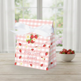 Berry Sweet Strawberry 1st Birthday Party Gift  フェイバーボックス