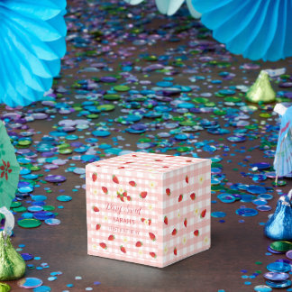 Berry Sweet Strawberry 1st Birthday Party Gift  フェイバーボックス
