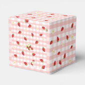 Berry Sweet Strawberry 1st Birthday Party Gift  フェイバーボックス (裏面サイド)