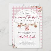 Berry Sweet Strawberry Baby Shower Invitation 招待状 (正面)